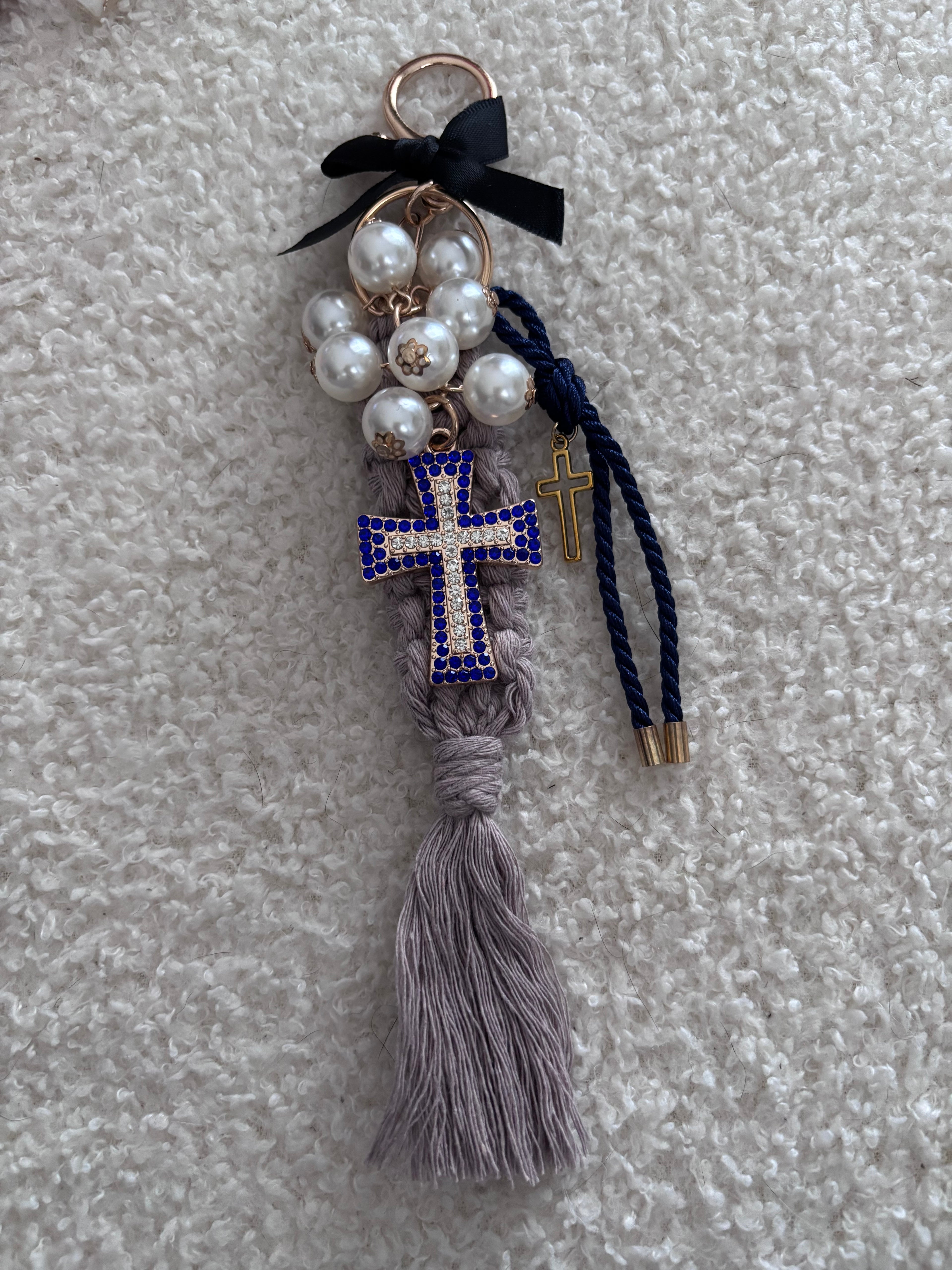 Porte clé / Grigri de Sac Grosse Croix Religieuse Bleue